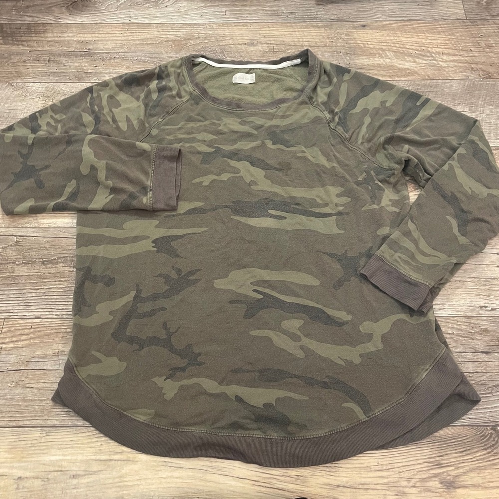 Olive Camo Raglan Sweatshirt XL Curved Hem Earthy Military Streetwear Relaxed - Picture 2 of 8